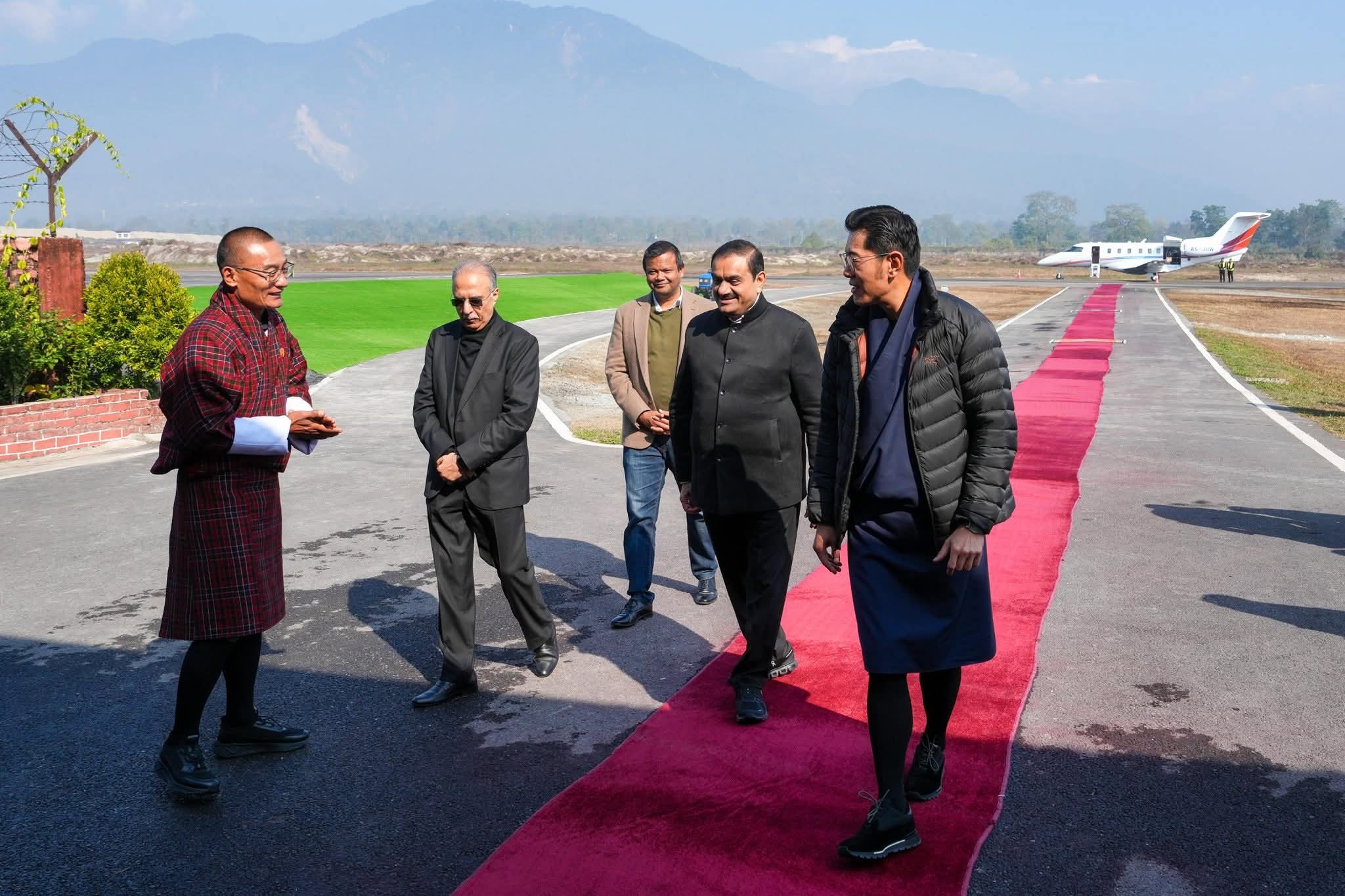 gautam adani and king jigme khesar in gelephu mindfulness city